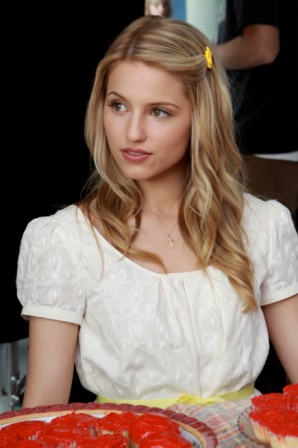 Quinn (Dianna Agron) helps the Glee Club at a bake sale in the 
