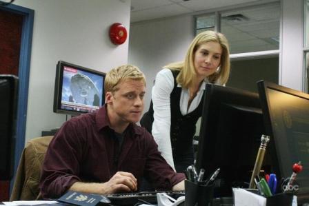 ALAN TUDYK, ELIZABETH MITCHELL .