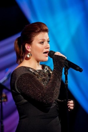 Kelly Clarkson of Duets