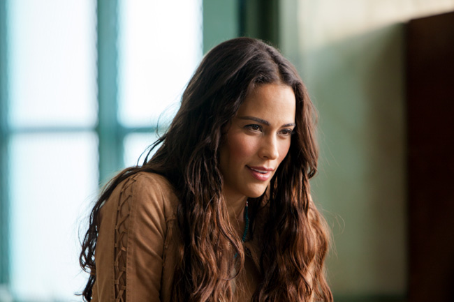 Paula Patton as DEA agent Deb Rees in 2 Guns