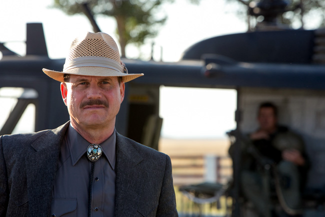 Bill Paxton as CIA asset Earl in 2 Guns