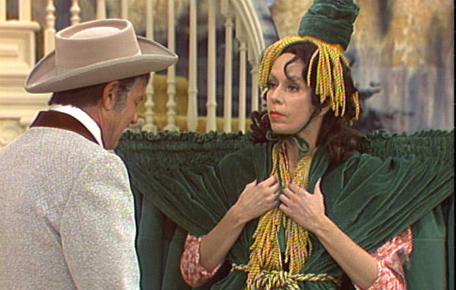 Harvey Korman, Carol Burnett