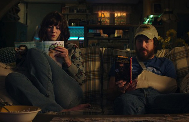 Mary Elizabeth Winstead, John Gallagher Jr.