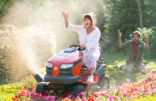 It’s Funny Because She Can’t Mow: Adam Sandler as Jill and Eugenio Derbez as Felipe in ‘Jack and Jill’