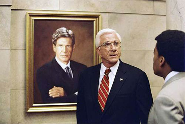 Leslie Nielsen in a Late Career Role in ‘Scary Movie 3’