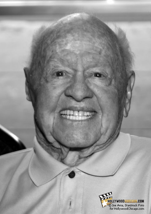 The Mickster: Mickey Rooney at the Hollywood Celebrities Show, Oct. 17th, 2009