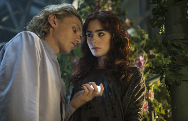 Jamie Campbell Bower, Lily Collins