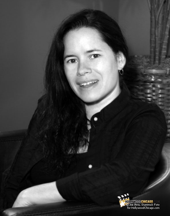 Smiling for the Camera: Natalie Merchant in Chicago