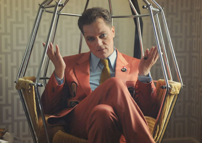 Ham and Cage: Michael Shannon has fun as Kim Fowley in ‘The Runaways’