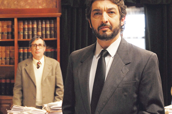 The Eyes Have It: Pablo Rago (background) and Ricardo Darín of ‘The Secret in Their Eyes’