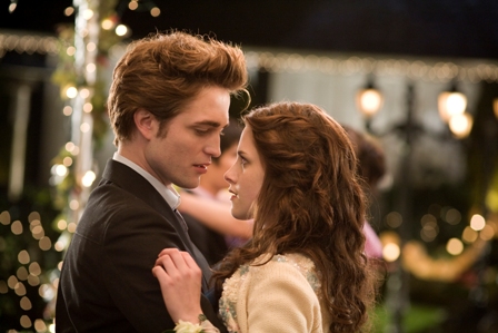 Twilight will be released on DVD on March 21st, 2009.