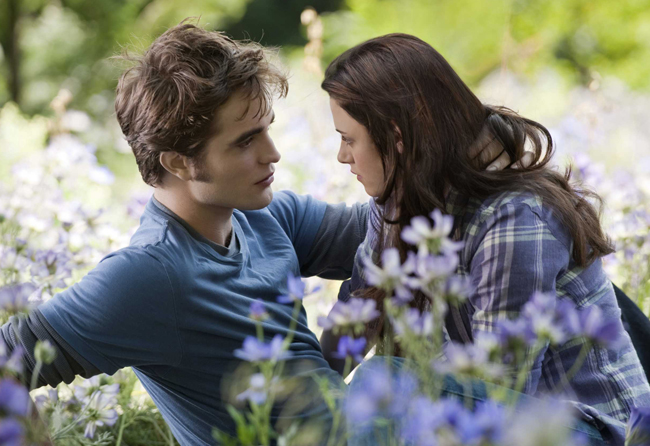 Smoldering in Baton Rouge: Robert Pattinson as Edward and Kristen Stewart in ‘The Twilight Saga’