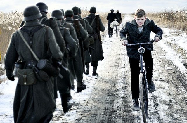 The Battle: Martijn Lakemeier (Michiel) in ‘Winter in Wartime’