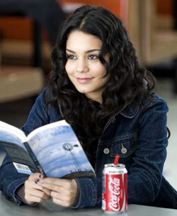 Vanessa Hudgens stars as Sa5m in Bandslam