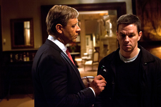 Russell Crowe and Mark Wahlberg in Broken City