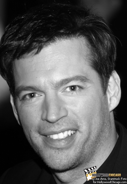 Actor Harry Connick Jr. flashed the HollywoodChicago.com lens a welcoming smile while signing autographs for fans in the name of his new film New in Town on Jan. 28, 2009 at Chicago's Shops of North Bridge mall on Michigan Avenue