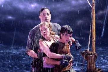 Left to right: Brendan Fraser stars as Trevor, Anita Briem stars as Hannah and Josh Hutcherson stars as Sean in New Line Cinema's release of Eric Brevig's Journey to the Center of the Earth