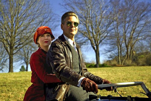 Renee Zellweger and George Clooney in Leatherheads