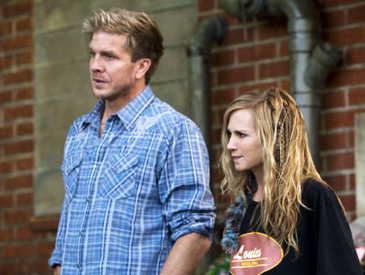 Kenny Johnson and Holly Hunter in Saving Grace on TNT