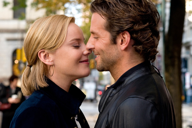 Abbie Cornish (left) and Bradley Cooper in Limitless