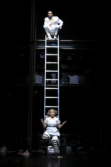 Lauren Hirte as Alica and Kevin Douglas as Humpty Dumpty in Lookingglass Alice