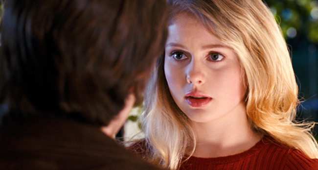 Andrew James Allen as Samuel and Rose McIver as Lindsey Salmon in The Lovely Bones