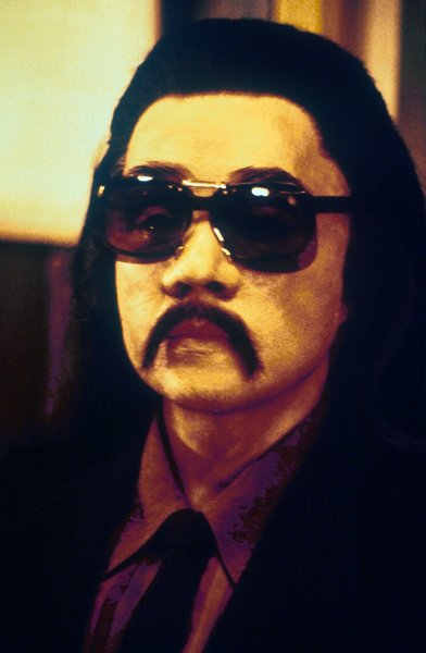 Piper Laurie was disguised as Japanese actor Fumio Yamaguchi during the second season of Twin Peaks.