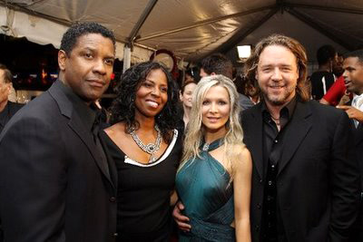 Denzel Washington (left) and Russell Crowe (right) at the American Gangster premiere in New York City on Oct. 19, 2007